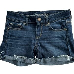 AE American Eagle Dark Wash Cuffed Frayed Hem Stretch Jean Denim Shorts Size 4